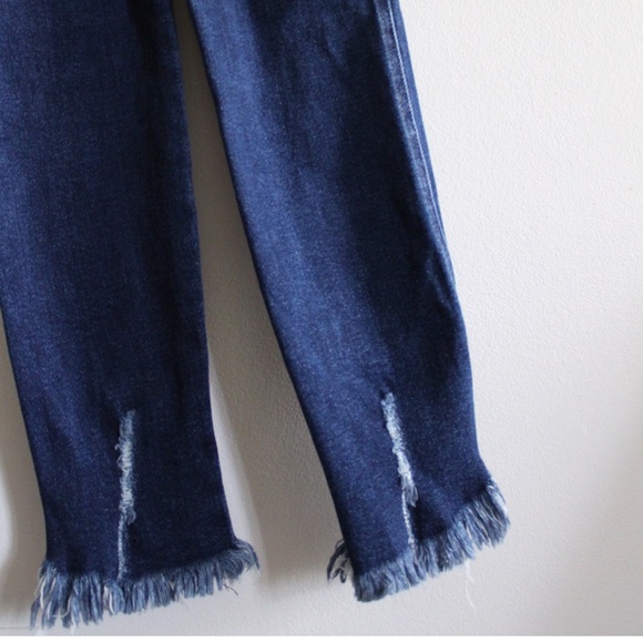 KanCan Maternity NWOT Skinny Over Bump Frayed Hem Maternity Jeans Raw Frayed Hem - Picture 11 of 12